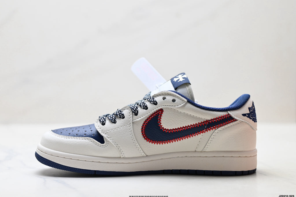 Nike Low-Top Sneakers White Navy Red Graphic Unisex Collaboration Edition Style 27 detail view 4