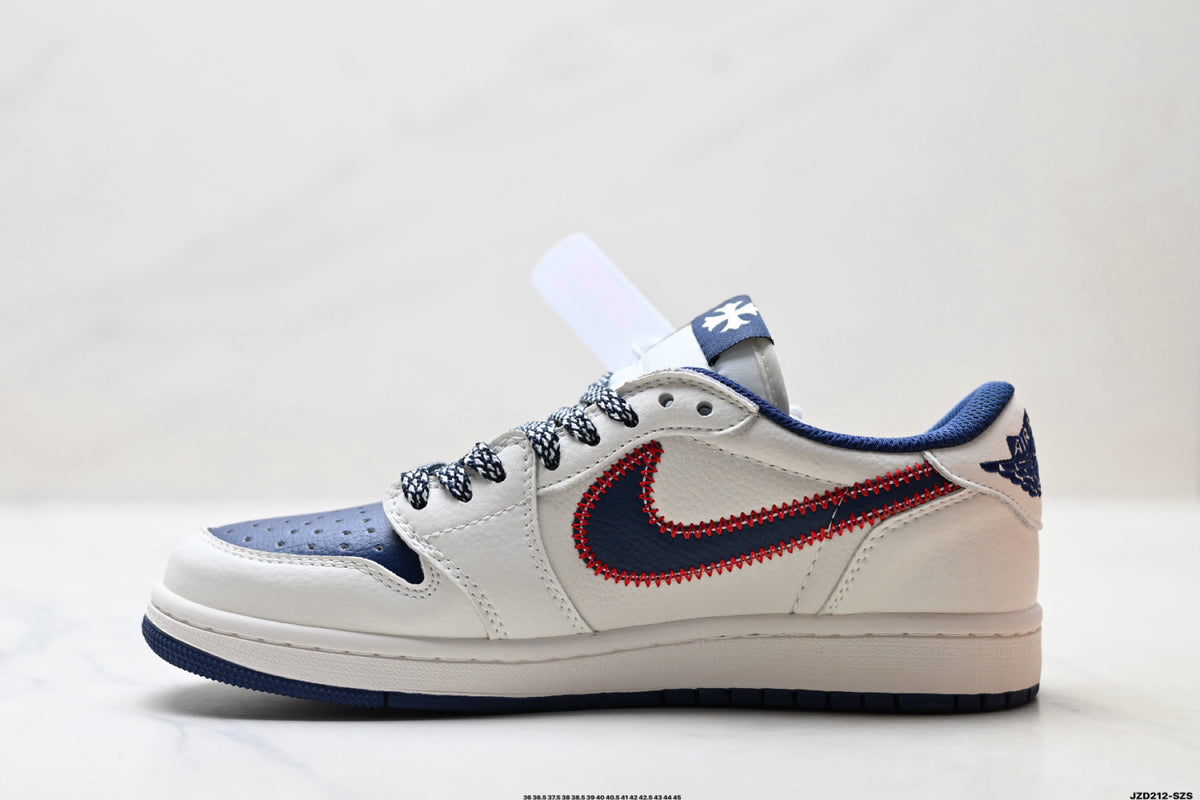 Nike Low-Top Sneakers White Navy Red Graphic Unisex Collaboration Edition Style 27 detail view 4