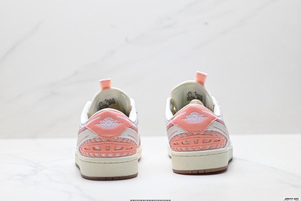 Nike Low-Top Sneakers White Pink Monogram Unisex Collaboration Edition Style 16 detail view 7