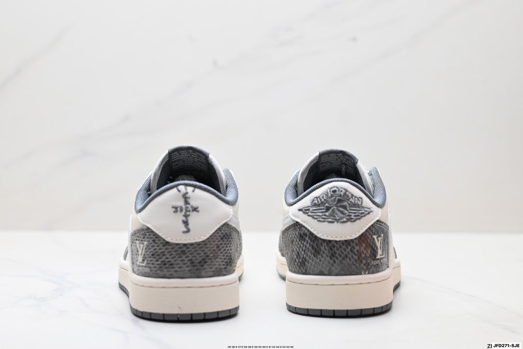 Nike Low-Top Sneakers White Silver Navy Unisex Collaboration Edition Style 08 detail view 7